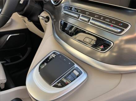 Mercedes-Benz - V-class