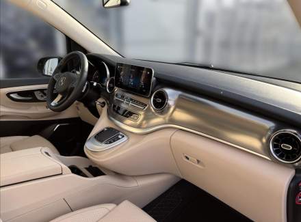 Mercedes-Benz - V-class