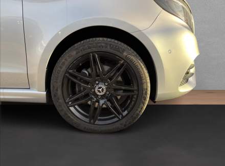 Mercedes-Benz - V-class