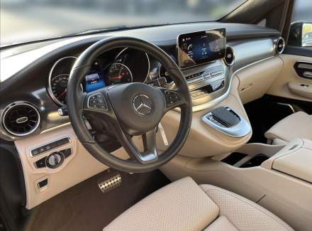 Mercedes-Benz - V-class