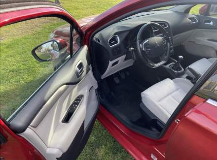 Citroën - C4