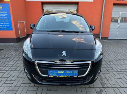 Peugeot - 5008
