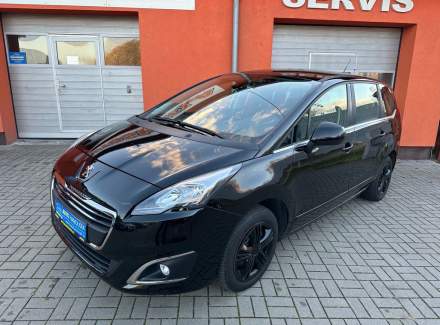 Peugeot - 5008