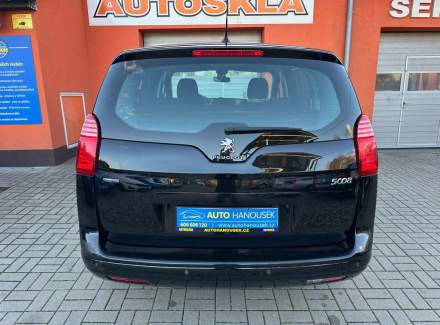 Peugeot - 5008