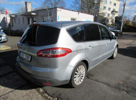 Ford - S-MAX
