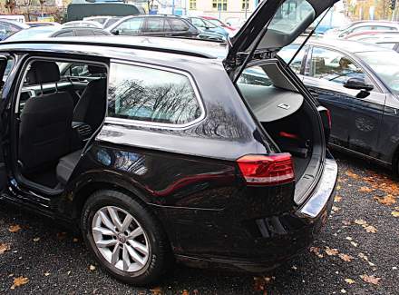 Volkswagen - Passat