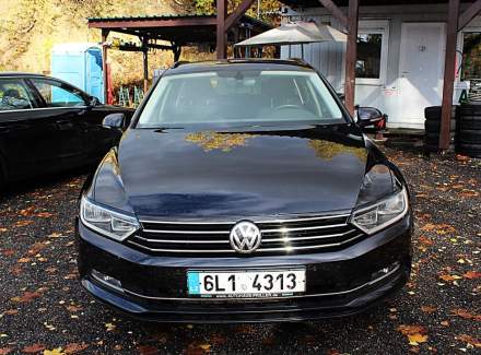 Volkswagen - Passat