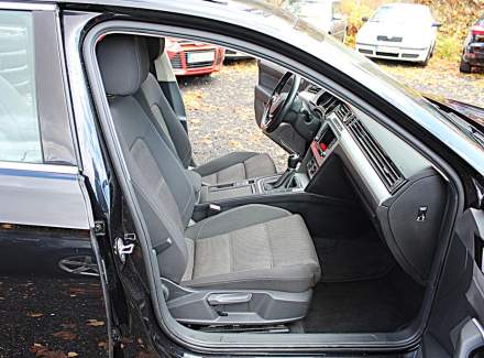 Volkswagen - Passat