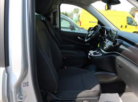 Mercedes-Benz - Vito