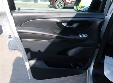 Mercedes-Benz - Vito