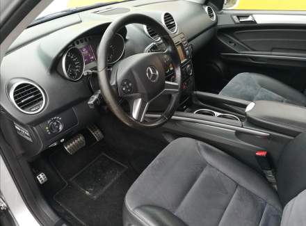 Mercedes-Benz - M-class