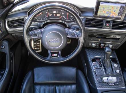Audi - A6