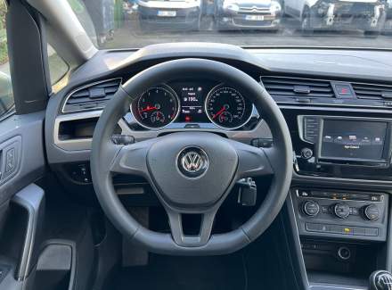 Volkswagen - Touran
