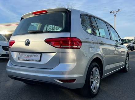 Volkswagen - Touran