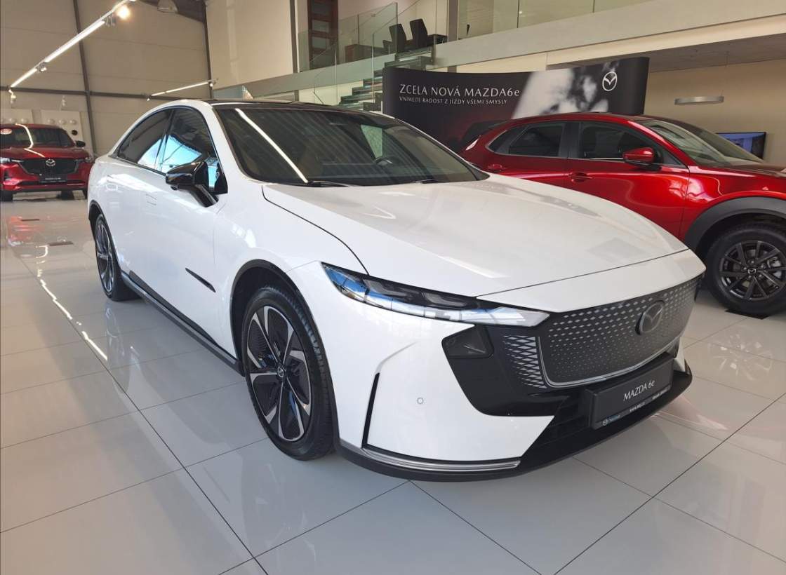Mazda - 6e
