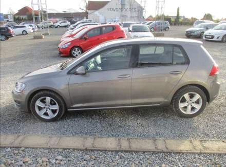 Volkswagen - Golf