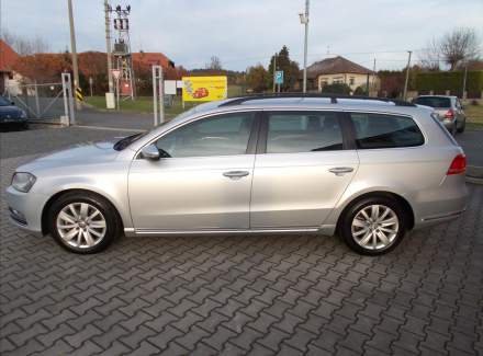 Volkswagen - Passat