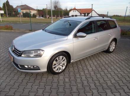 Volkswagen - Passat