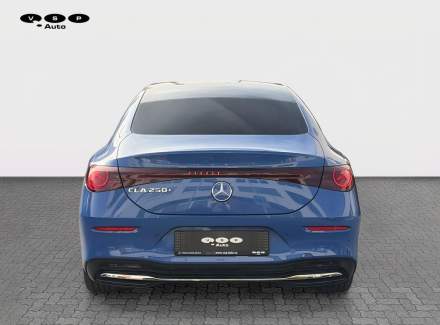 Mercedes-Benz - CLA