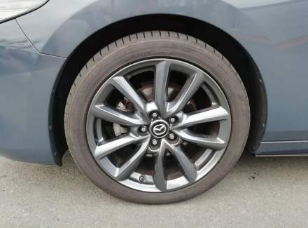 Mazda - 3