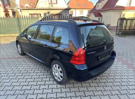 Peugeot - 307