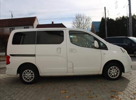 Nissan - NV200