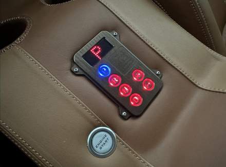 Land Rover - Defender