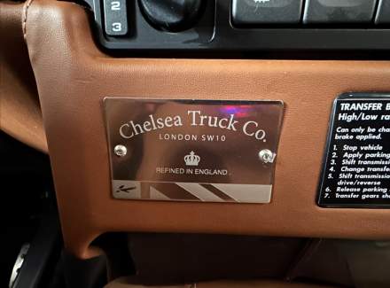 Land Rover - Defender