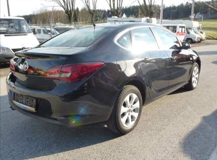 Opel - Astra