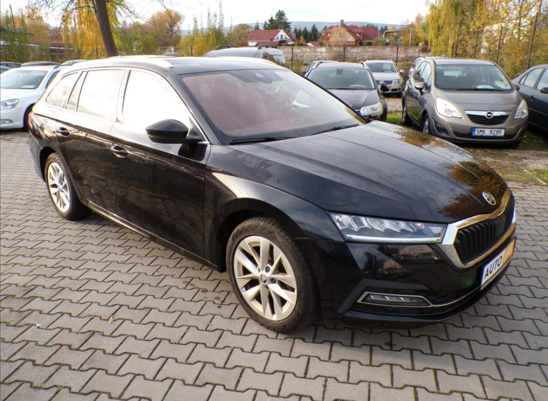 Škoda - Octavia