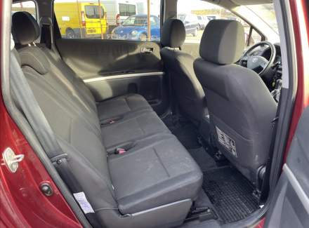 Toyota - Corolla Verso