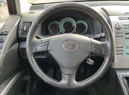Toyota - Corolla Verso