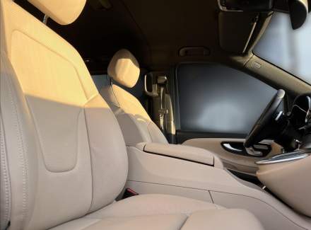 Mercedes-Benz - V-class