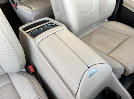 Mercedes-Benz - V-class