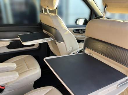 Mercedes-Benz - V-class