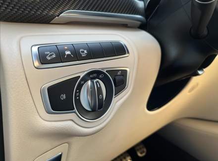 Mercedes-Benz - V-class