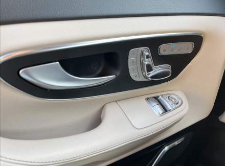 Mercedes-Benz - V-class