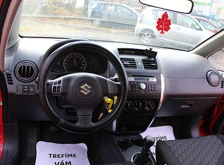 Suzuki - SX4