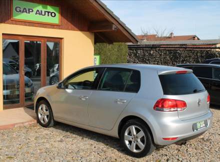 Volkswagen - Golf