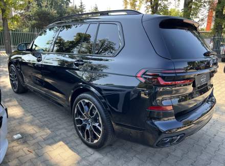 BMW - X7