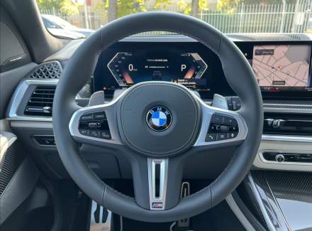 BMW - X7