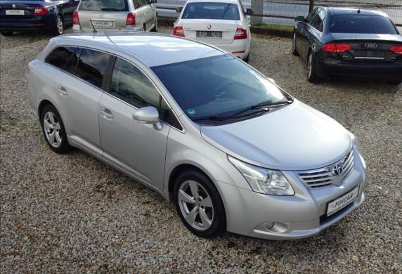 Toyota - Avensis