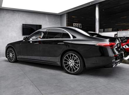 Mercedes-Benz - S-class