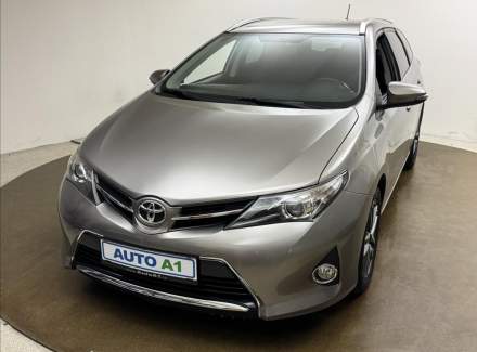 Toyota - Auris