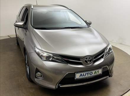 Toyota - Auris