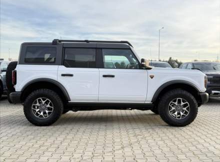 Ford - Bronco
