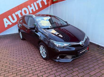 Toyota - Auris
