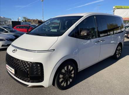 Hyundai - Staria