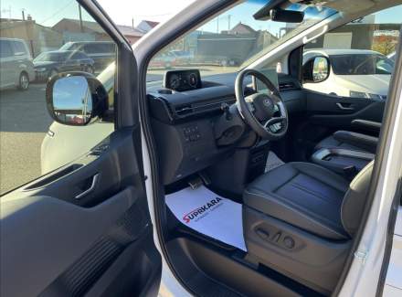 Hyundai - Staria