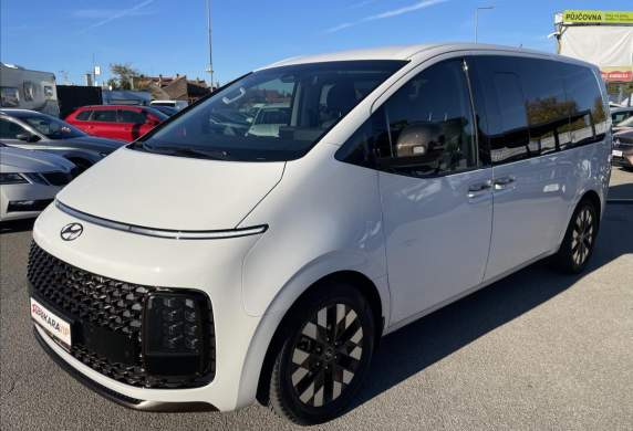 Hyundai - Staria